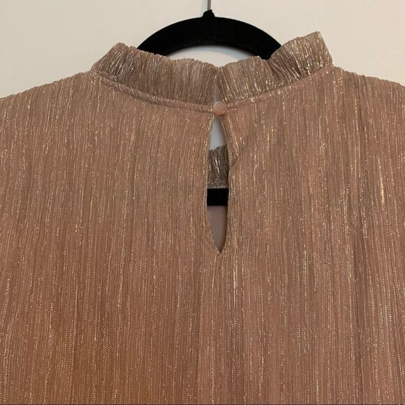 Adiva | Sleeveless Mock Neck Top - Picture 5 of 8